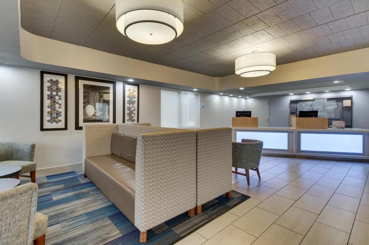 Holiday Inn Express Pittston - Scranton Airport By Ihg Экстерьер фото